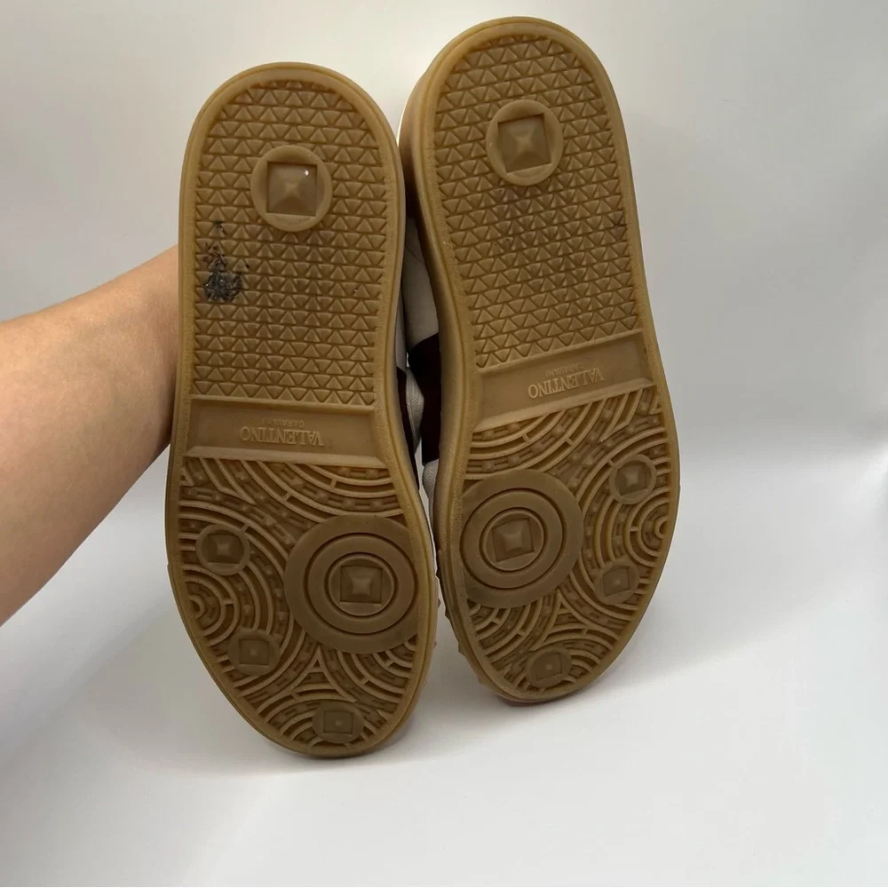 Valentino Garavani Upvillage suede sneakers - Picture 7 of 9